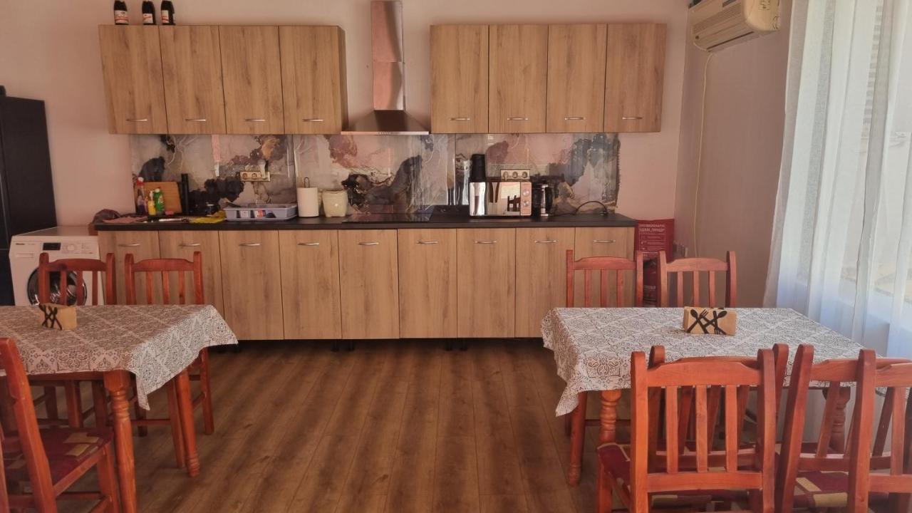 Къща За Гости Пиргос Burgas Stad Buitenkant foto