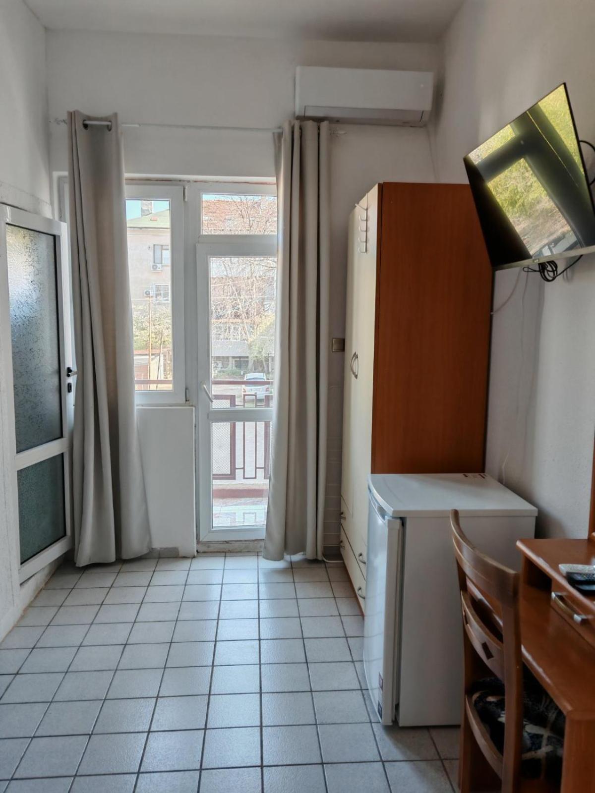 Къща За Гости Пиргос Burgas Stad Buitenkant foto